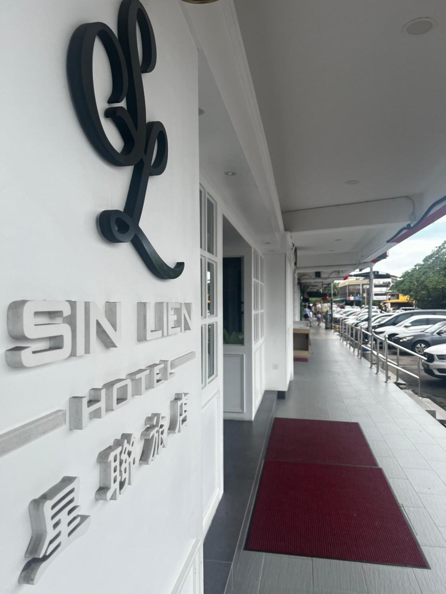 Sin Lien Hotel Keluang Exterior foto