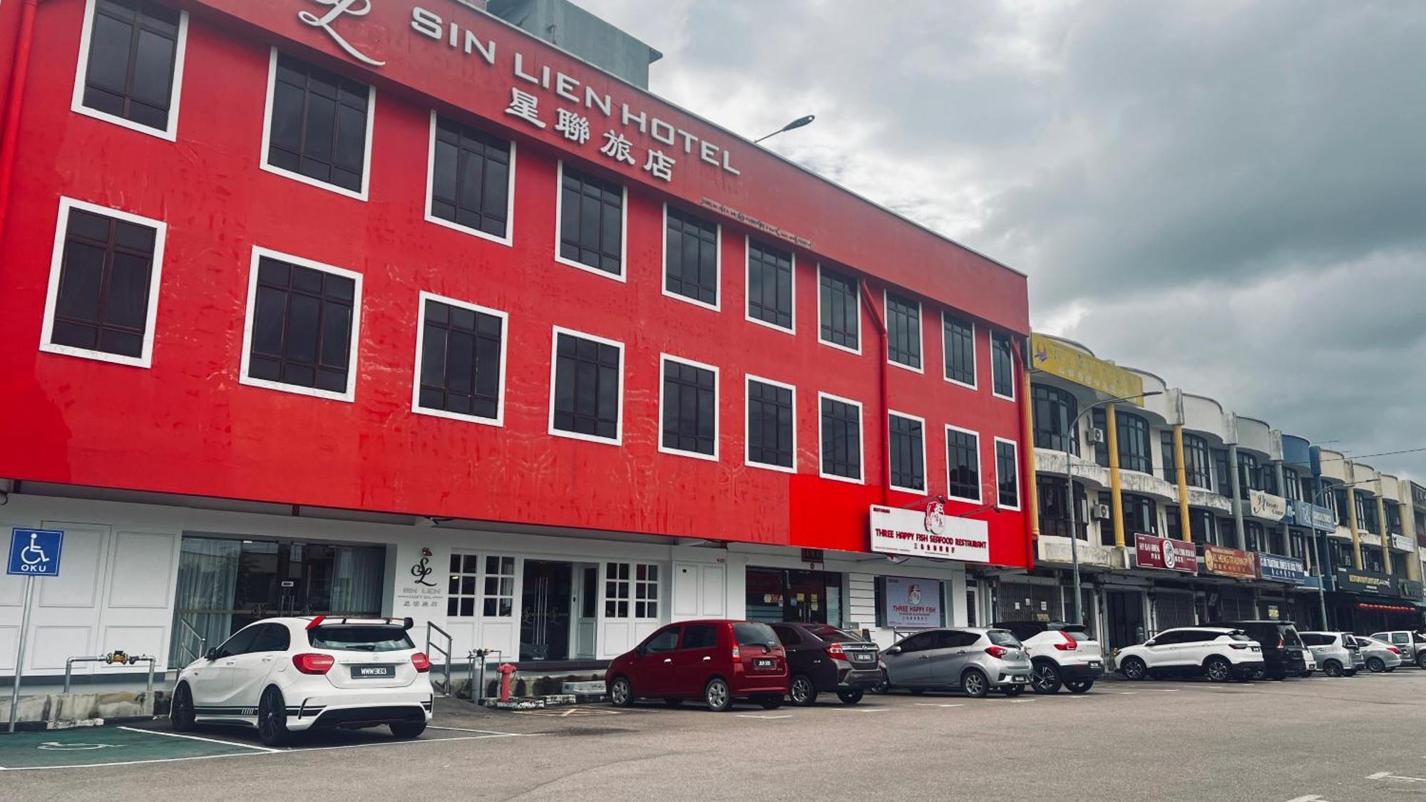 Sin Lien Hotel Keluang Exterior foto